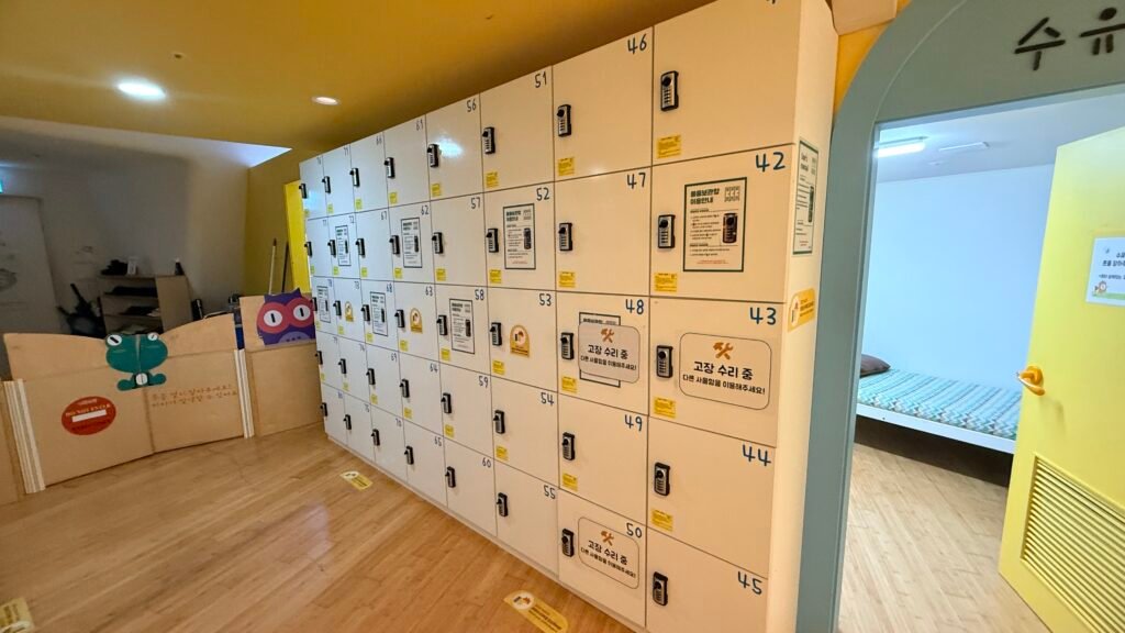 Lockers available for visitors inside DiKi DiKi