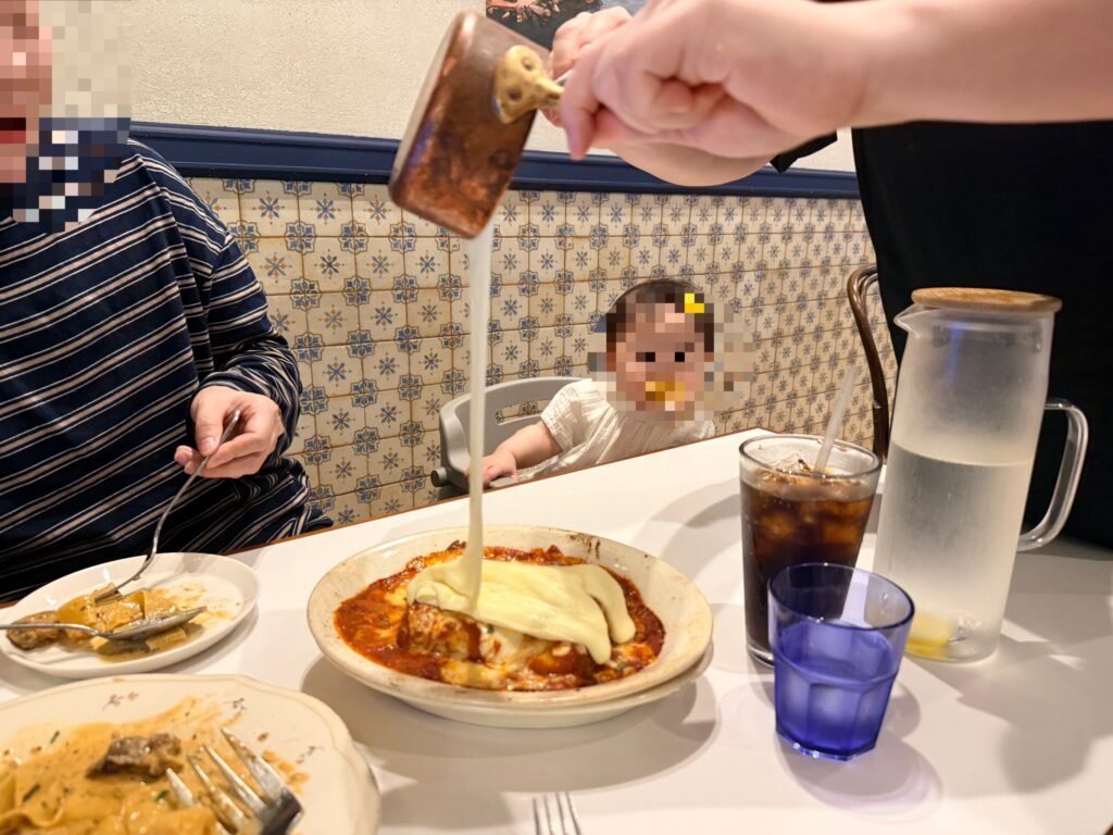 Dining options at Yongsan I’Park Mall